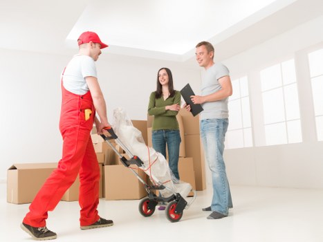 Van loading and transport service for East Barnet relocations