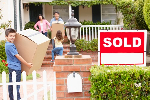 Risk assessment and planning for a safe van removal in East Barnet